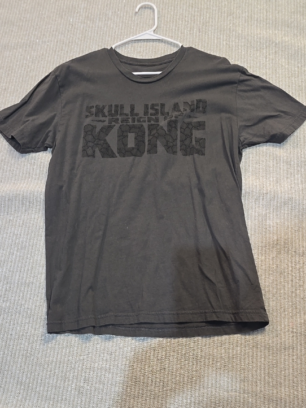 Skull Island Kong Graphic Men's T‑Shirt - Dark Grey/Universal Studios.